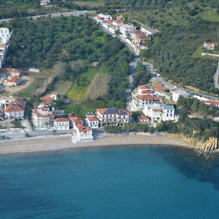Hotel Korakakis Beach 피니코운타 외부 사진